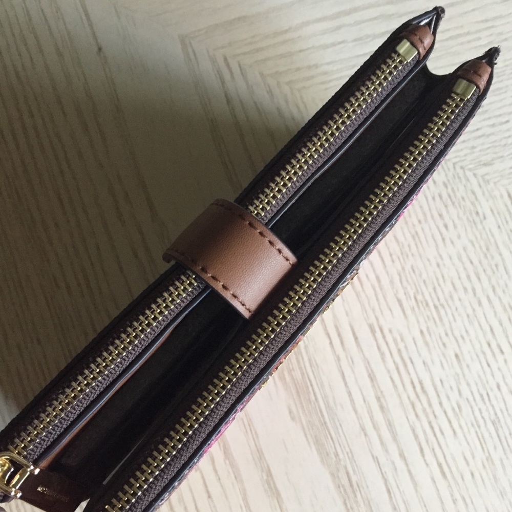 Michael Kors Brown Multi Double Zipper Wristlet - Picture 7 of 13